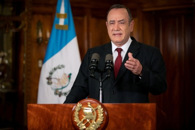 Tirotearon la comitiva del presidente de Guatemala