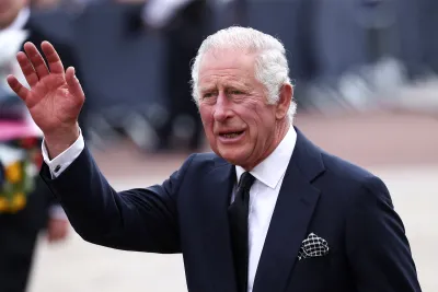 El rey Carlos III no quiere saber nada con vivir en el Palacio de Buckingham