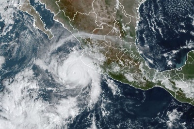 El huracán Roslyn tocó tierra en México