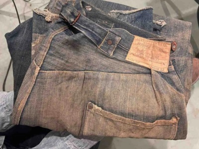 Subastaron unos jeans Levi’s por una cifra insólita
