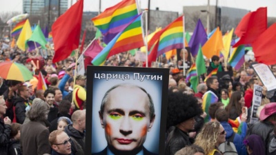 Rusia está a un paso de prohibir cualquier contenido LGBT+
