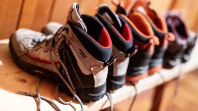 El Gobierno firmó un acuerdo para controlar el precio del calzado
