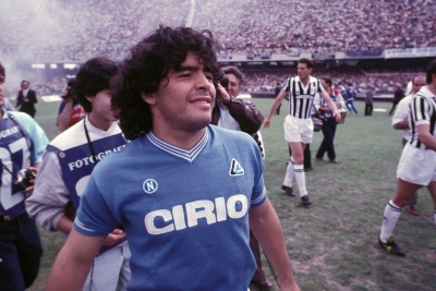 ¿Cuánto valdría el pase de Maradona hoy?