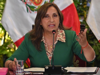 La Fiscalía de Perú investiga a la presidenta Dina Boluarte