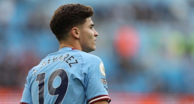 ¿Por qué Julián Álvarez no juega en el Manchester City?