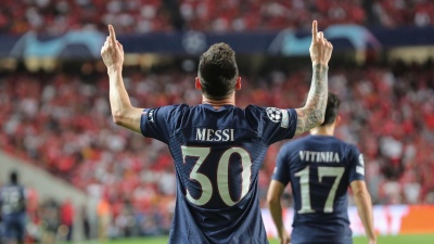 PSG y Messi negocian extender el contrato