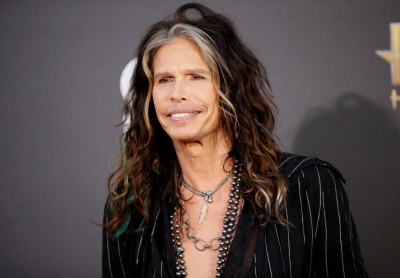 Denunciaron al cantante de Aerosmith por abuso sexual