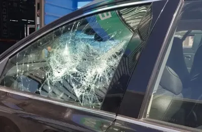 San Juan: intentaron robar un auto y fueron atropellados por el dueño