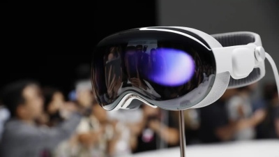 Por qué cuestan tanto las gafas de realidad virtual de Apple