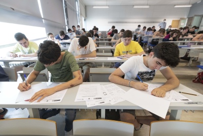 España: comienzan los exámenes de acceso a la universidad