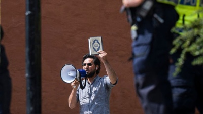 Se picó entre Irak y Suecia: expulsaron a la embajadora sueca por la quema del Corán