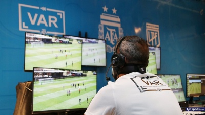 La Liga Profesional comenzará a hacer públicos los audios del VAR