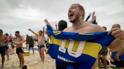 Hinchas de Boca convocaron hoy a un banderazo en Copacabana