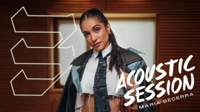 María Becerra lanzó una "Acoustic Live Session": reversionó 5 de sus éxitos en modo acústico