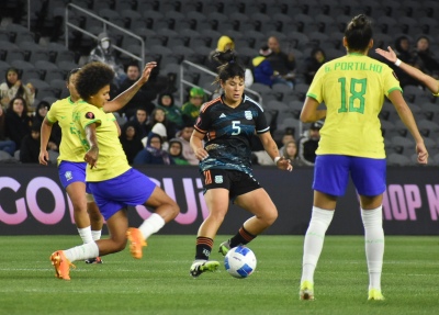 Argentina fue goleada por Brasil y quedó eliminada de la Copa de Oro Femenina