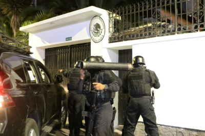 Ecuador irrumpió en la embajada de México en Quito y detuvo al ex vicepresidente Jorge Glas