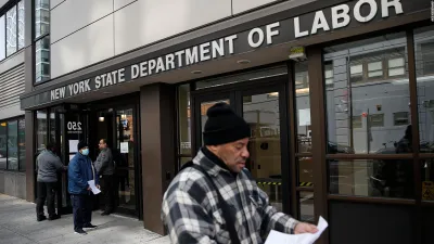 Estados Unidos creó 303.000 puestos de trabajo en marzo y el desempleo cayó al 3,8 por ciento