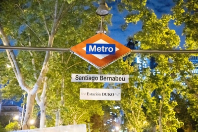 Duki hace historia y una estación de metro en Madrid llevará su nombre durante una semana