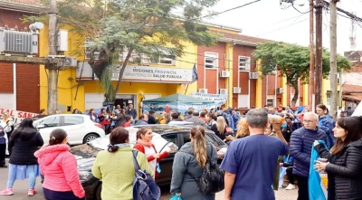 Aumenta la tensión en Misiones: los estatales tomaron el Ministerio de Salud