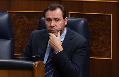 Conflicto diplomático: Un ministro del gobierno español acusó a Javier Milei de consumir sustancias