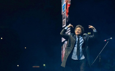 Javier Milei en el Luna Park: bailó, cantó y sorprendió con su discurso