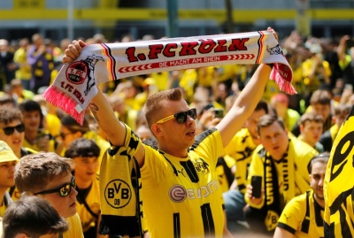 Los hinchas del Borussia Dortmund copan Londres