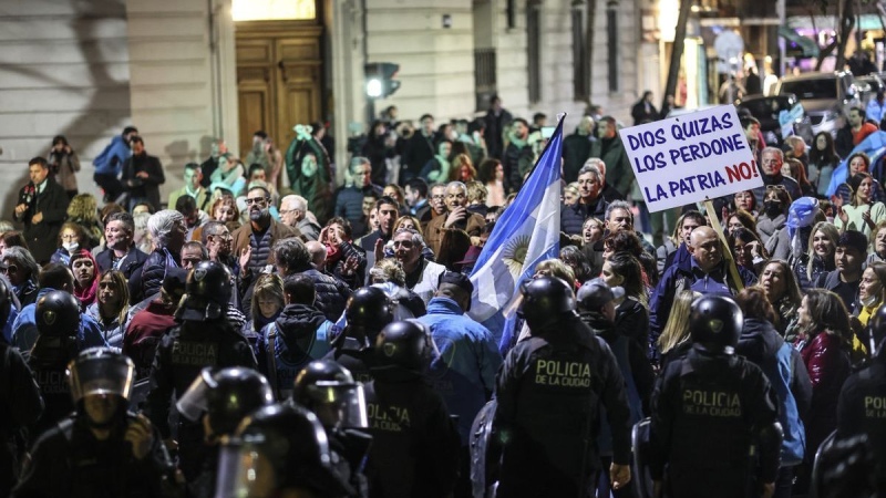 Cristina y Larreta se bardearon en Twitter