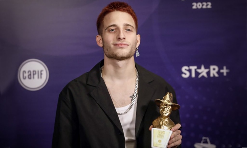 Wos, músico argentino máximo ganador de los Premios Gardel 2022