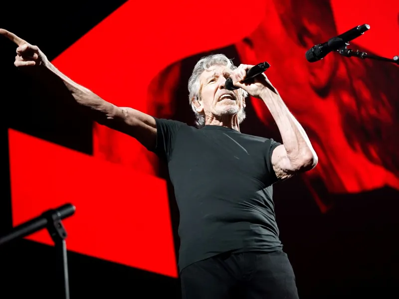 Roger Waters lanzó una versión de “Comfortably Numb”