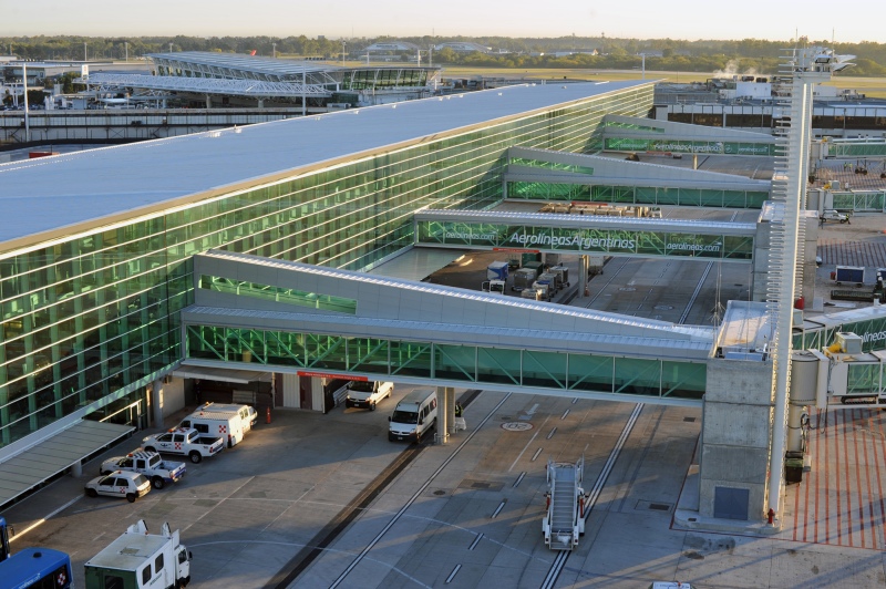 Amenazan con un paro que podría afectar a todos los aeropuertos del país