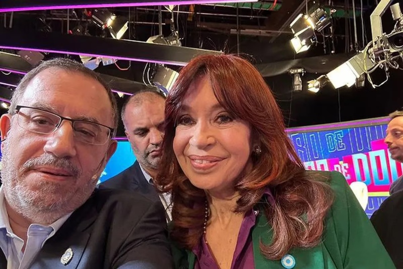 Cristina Kirchner desbloqueó a Maslatón en Twitter