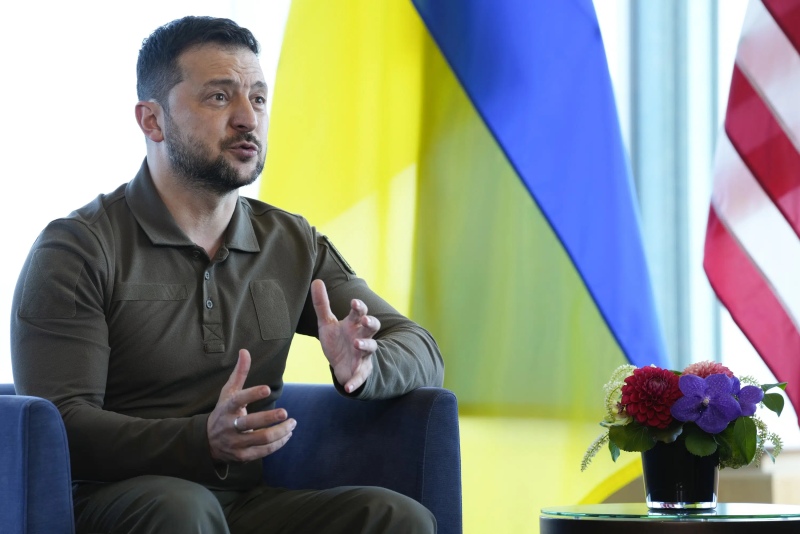 El presidente ucraniano negó que Bakhmut esté ocupada por los rusos: ”Destruyeron todo”