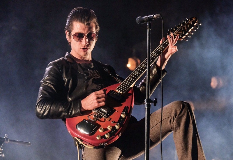 Alex Turner, la voz de los Arctic Monkeys hoy cumple 38 años