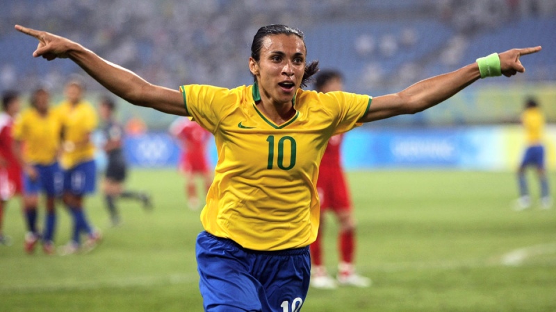 Marta, máxima goleadora de Brasil, se retira de la Selección