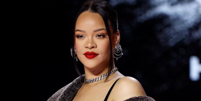 Rihanna anunció que va a sacar un nuevo disco