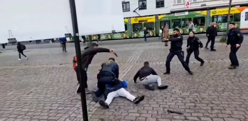 Violencia en Alemania: atacan a cuchillazos a un activista anti-islam en plena plaza pública